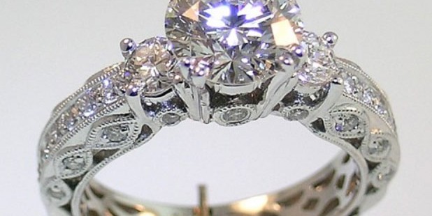 What to Look for When You Shop Vintage Rings